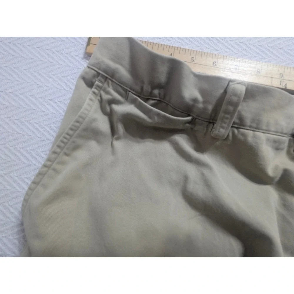 Polo Ralph Lauren shorts  Men's Khaki Chino Size 36 Classic Flat Front Cotton